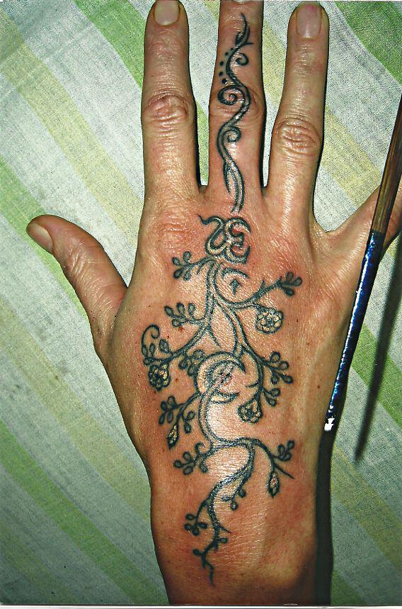 Flowery Hand Design